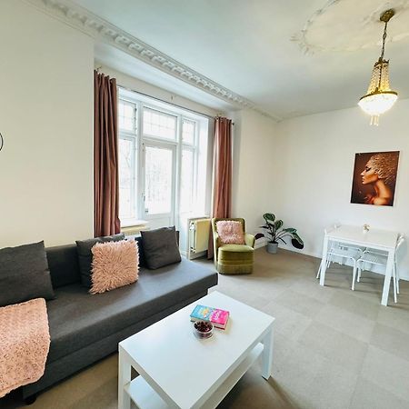 Aday - Villa Firenze - 2 Bedrooms Bright Apartment Aalborg Dış mekan fotoğraf