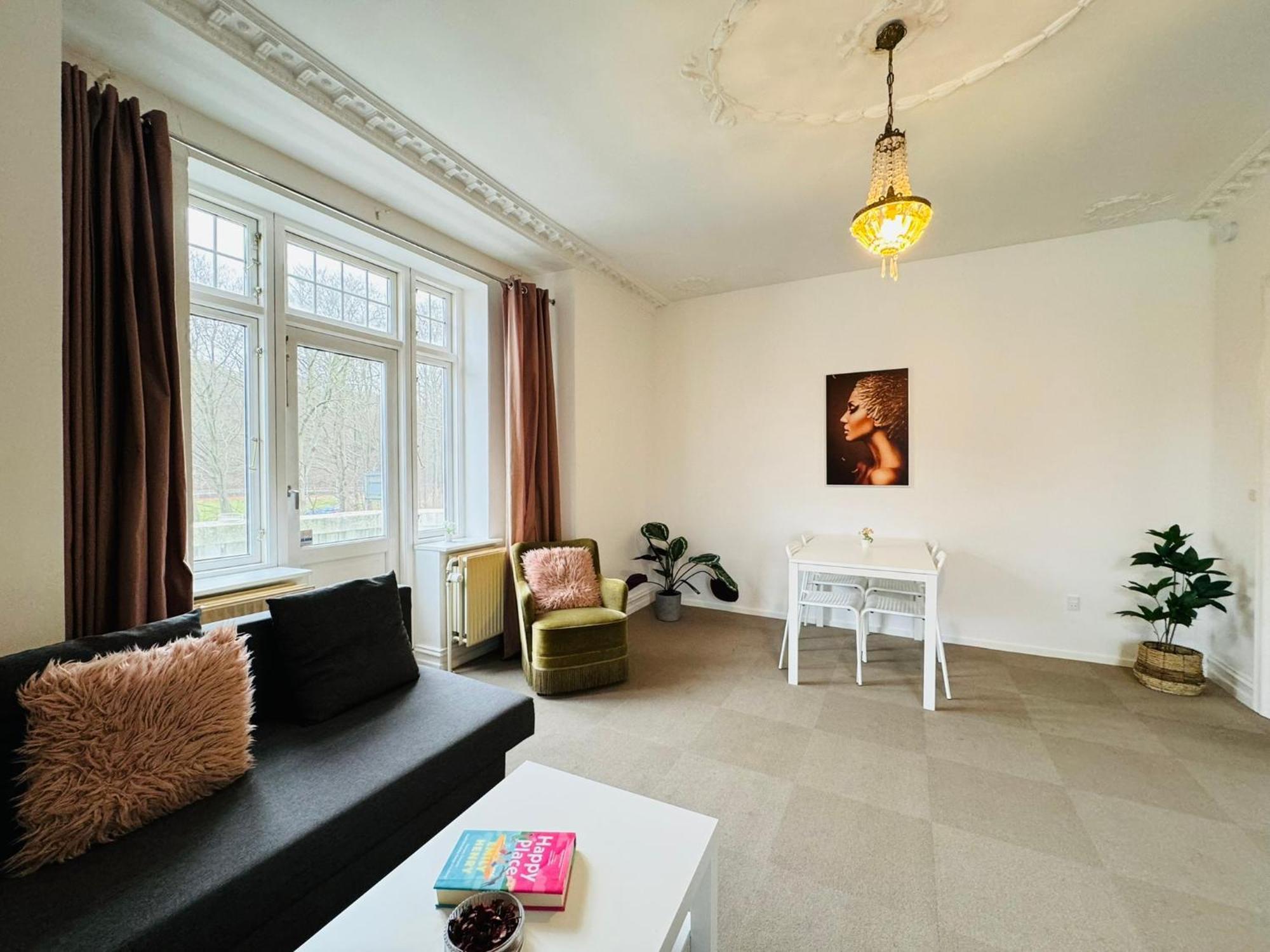 Aday - Villa Firenze - 2 Bedrooms Bright Apartment Aalborg Dış mekan fotoğraf