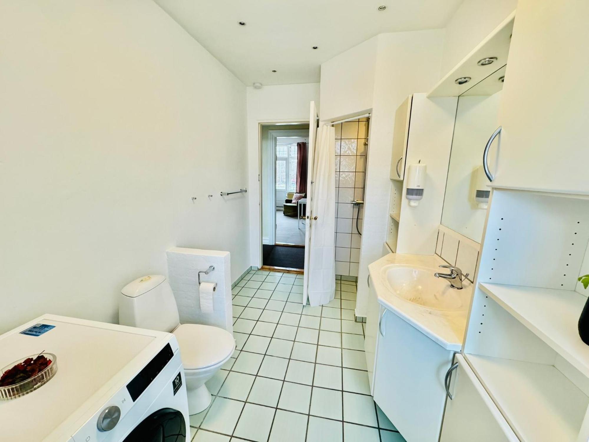 Aday - Villa Firenze - 2 Bedrooms Bright Apartment Aalborg Dış mekan fotoğraf